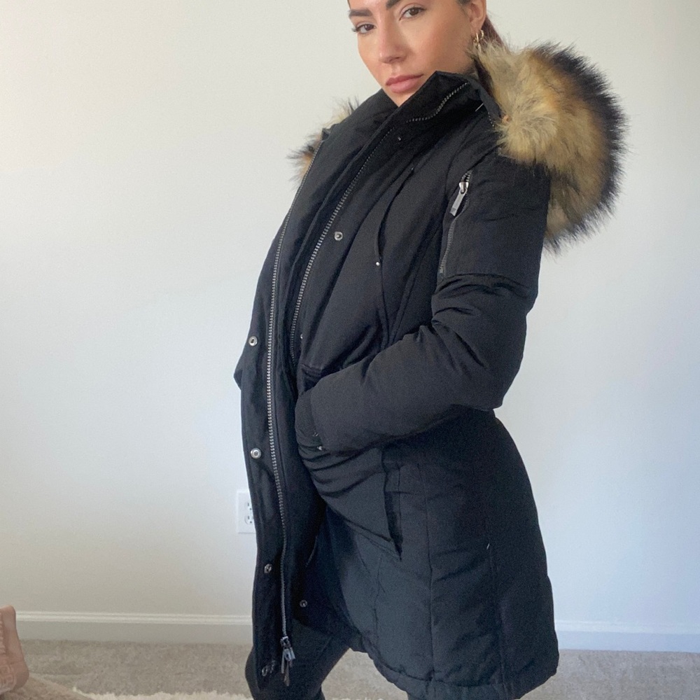 BCBG MAX AZRIA Parka, Genuine fur, Cinched Waist, Size XS